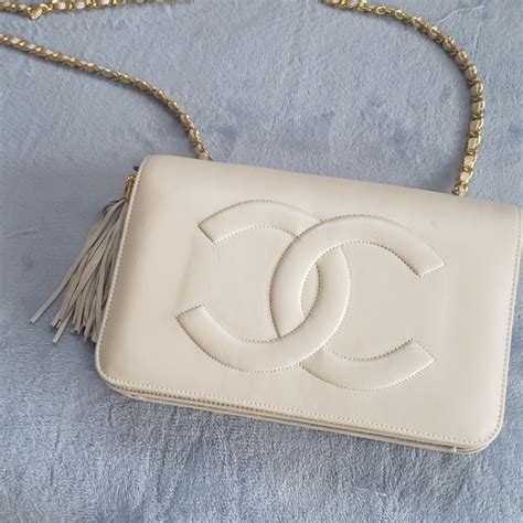 victory hook pk 3940 louis vuitton|Vintage Chanel bag with Victory Hook PK 3940 .